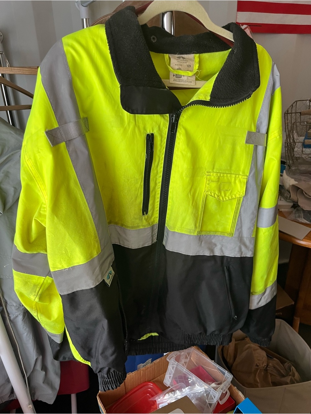 Hi-Vis Yellow & Black Men’s Reflective Safety Jacket